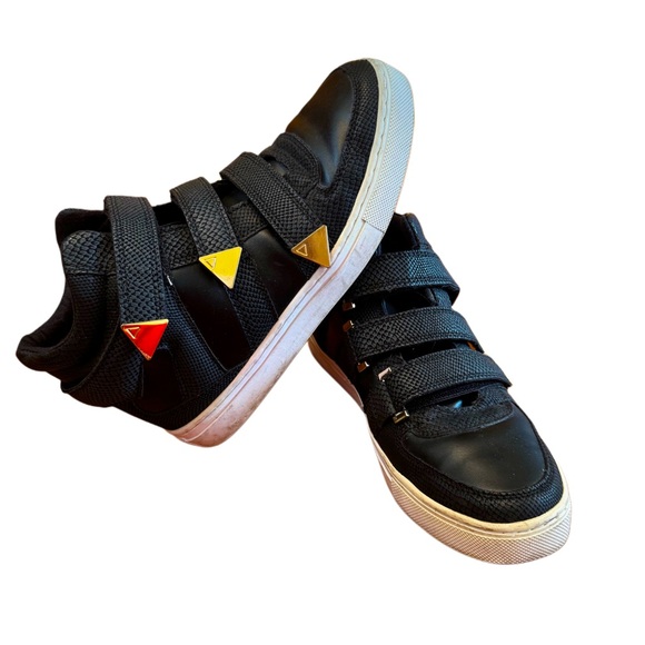 ᴡᴏᴍᴇɴ’s ʜɪɢʜ-ᴛᴏᴘ sɴᴇᴀᴋᴇʀs | ɢᴜᴇss | sɪᴢᴇ 𝟾 - Picture 1 of 9